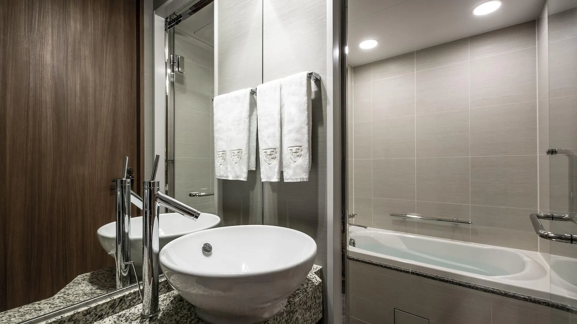 The Royal Park Hotel Kyoto Shijo 4*,  Japan